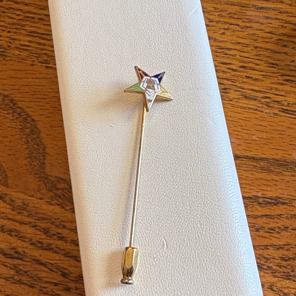 Eastern Star Brooch, Bracelet and pillbox. Gold tone - Picture 4 of 9